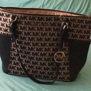 Mk purse